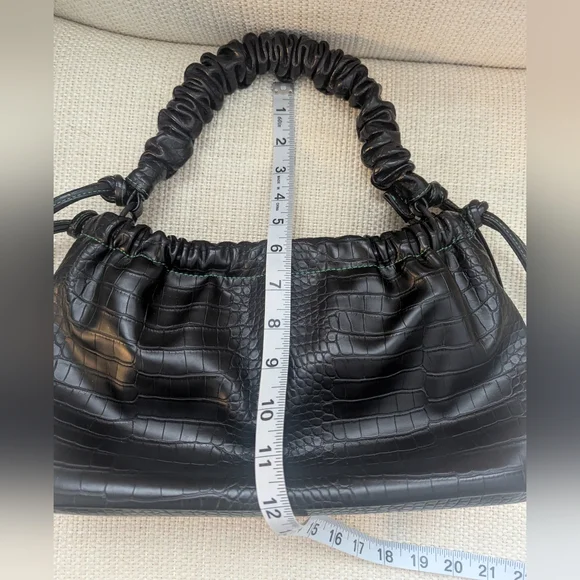 HVISK Arcadia Vegan Leather Bag With Black Croc Design - Picture 9 of 11